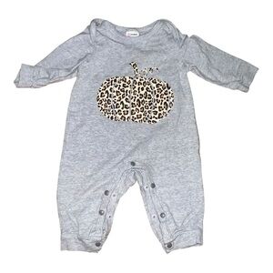 Baby size 0-3/ 3 months outfit